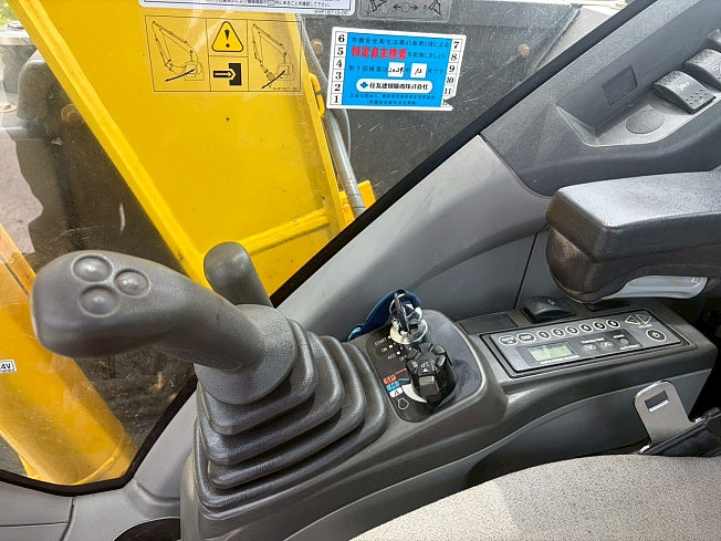 SUMITOMO SH75X-6A (Excavators at Osaka, Japan)