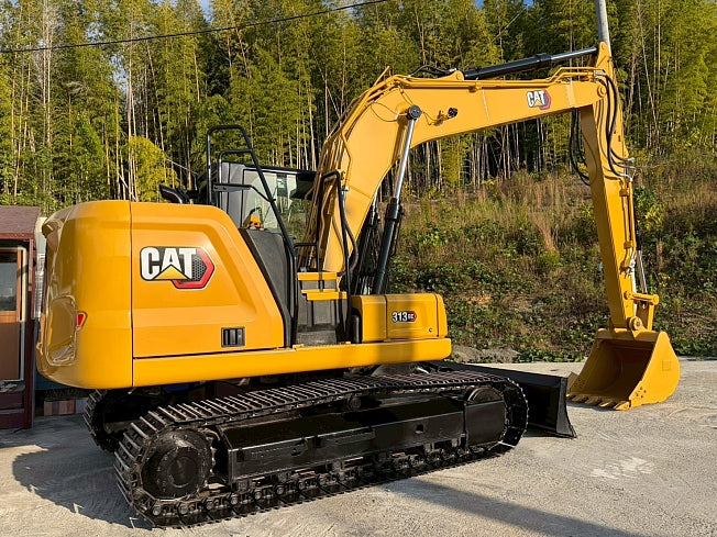 CATERPILLAR 313GC (Excavators at Osaka, Japan)