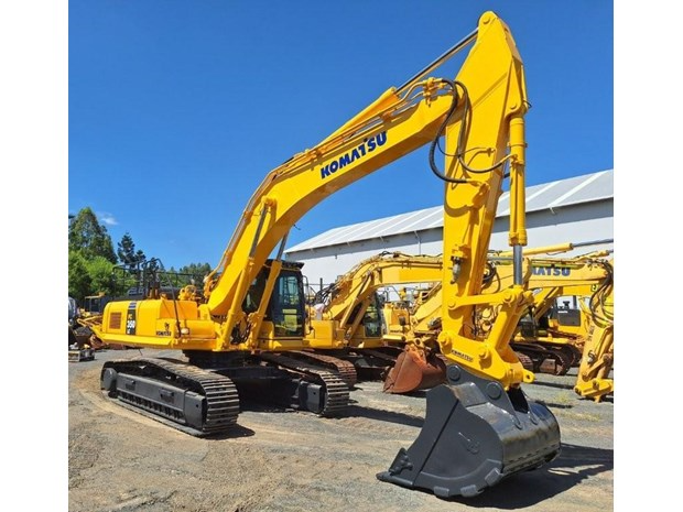 KOMATSU PC350LC-8 Excavator