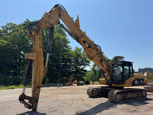 CATERPILLAR 320DL-E (Excavators at Tochigi, Japan)