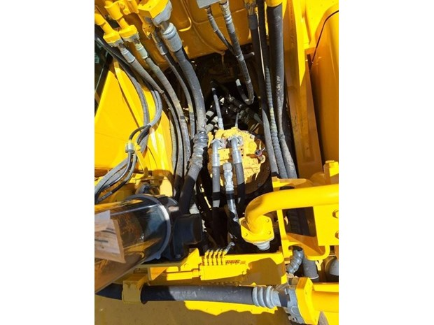 KOMATSU PC350LC-8 Excavator