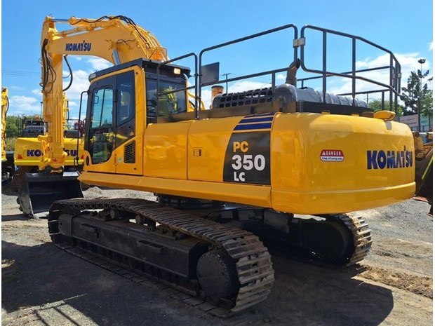 KOMATSU PC350LC-8 Excavator