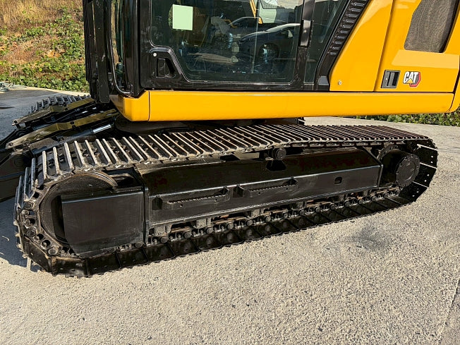 CATERPILLAR 313GC (Excavators at Osaka, Japan)